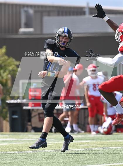 Thumbnail 3 in Regis Jesuit @ Highlands Ranch photogallery.