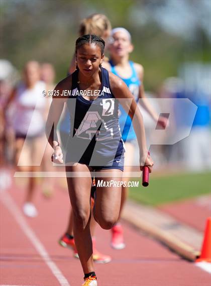 Thumbnail 2 in CHSAA Finals 4A  (4x800 Relay) photogallery.