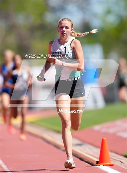 Thumbnail 2 in CHSAA Finals 4A  (4x800 Relay) photogallery.