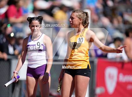 Thumbnail 2 in CHSAA Finals 4A  (4x800 Relay) photogallery.