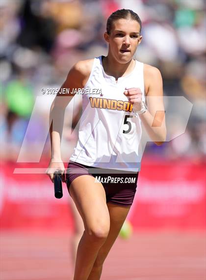 Thumbnail 1 in CHSAA Finals 4A  (4x800 Relay) photogallery.
