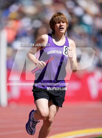 Thumbnail 1 in CHSAA Finals 4A  (4x800 Relay) photogallery.