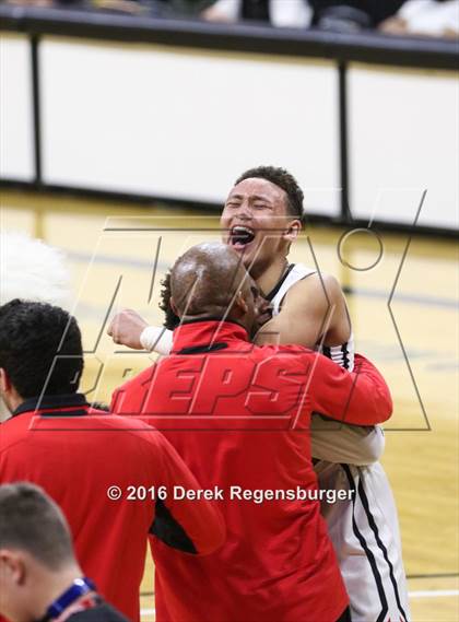 Thumbnail 2 in Eaglecrest vs Rangeview (CHSAA 5A Semifinal) photogallery.