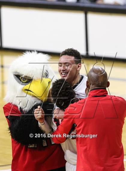 Thumbnail 3 in Eaglecrest vs Rangeview (CHSAA 5A Semifinal) photogallery.