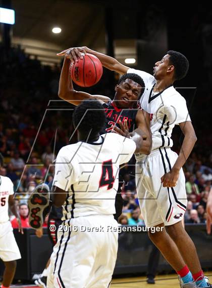 Thumbnail 2 in Eaglecrest vs Rangeview (CHSAA 5A Semifinal) photogallery.