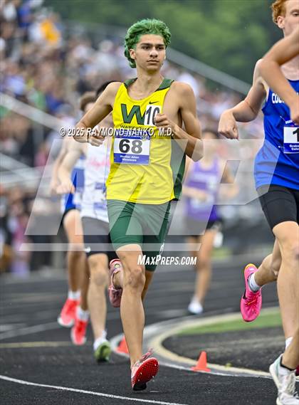 Thumbnail 1 in IHSAA Finals (1600 Meter) photogallery.