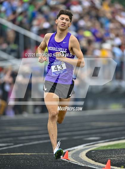Thumbnail 3 in IHSAA Finals (1600 Meter) photogallery.
