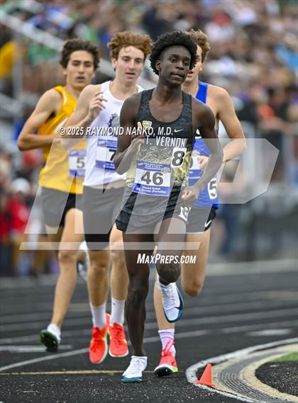 Thumbnail 1 in IHSAA Finals (1600 Meter) photogallery.