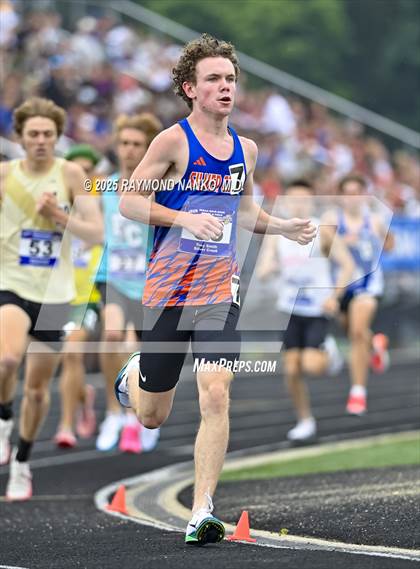 Thumbnail 2 in IHSAA Finals (1600 Meter) photogallery.