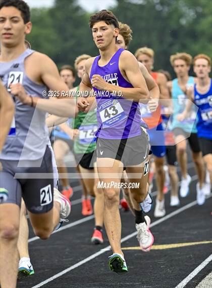 Thumbnail 3 in IHSAA Finals (1600 Meter) photogallery.