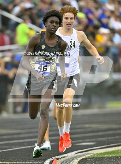 Thumbnail 2 in IHSAA Finals (1600 Meter) photogallery.