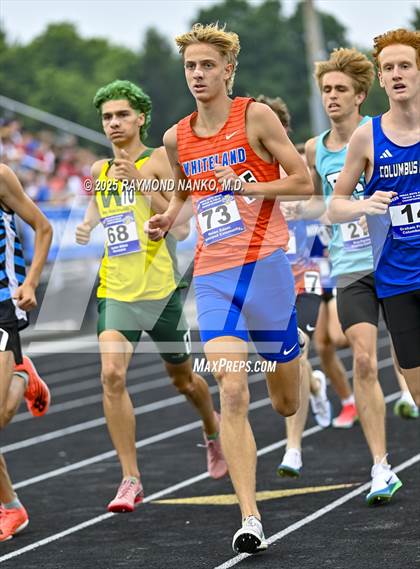 Thumbnail 2 in IHSAA Finals (1600 Meter) photogallery.