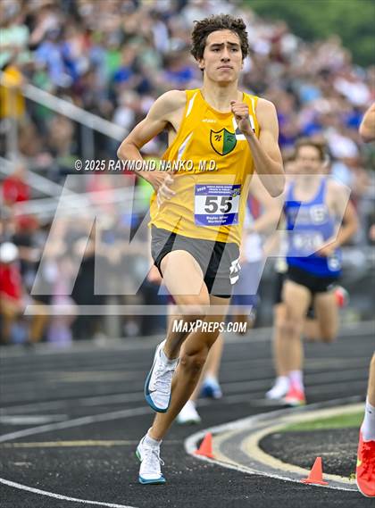 Thumbnail 2 in IHSAA Finals (1600 Meter) photogallery.