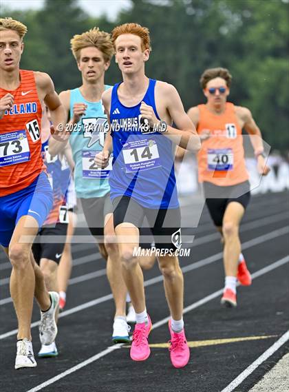 Thumbnail 1 in IHSAA Finals (1600 Meter) photogallery.