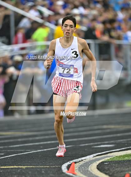 Thumbnail 1 in IHSAA Finals (1600 Meter) photogallery.