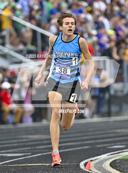 Thumbnail 3 in IHSAA Finals (1600 Meter) photogallery.