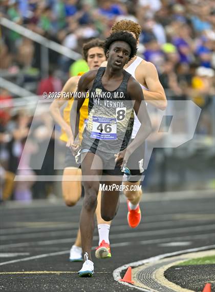 Thumbnail 1 in IHSAA Finals (1600 Meter) photogallery.