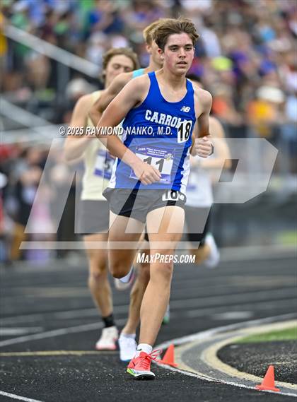 Thumbnail 2 in IHSAA Finals (1600 Meter) photogallery.