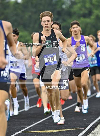 Thumbnail 2 in IHSAA Finals (1600 Meter) photogallery.