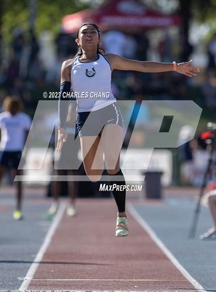Thumbnail 3 in CIF State Finals (Long Jump) photogallery.