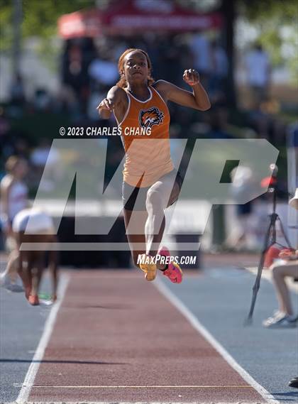 Thumbnail 2 in CIF State Finals (Long Jump) photogallery.
