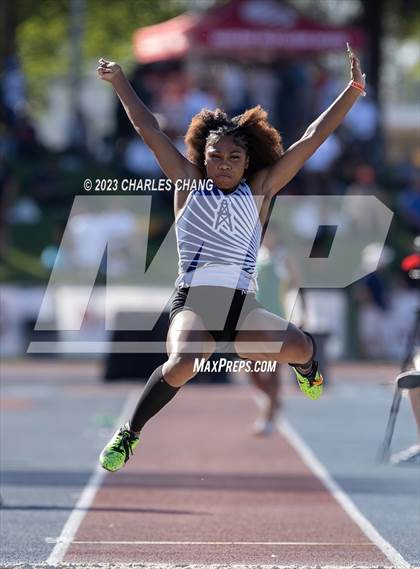 Thumbnail 3 in CIF State Finals (Long Jump) photogallery.