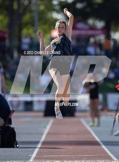 Thumbnail 3 in CIF State Finals (Long Jump) photogallery.