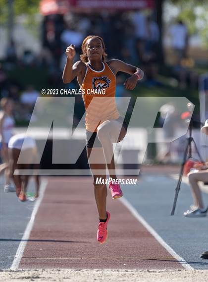 Thumbnail 1 in CIF State Finals (Long Jump) photogallery.