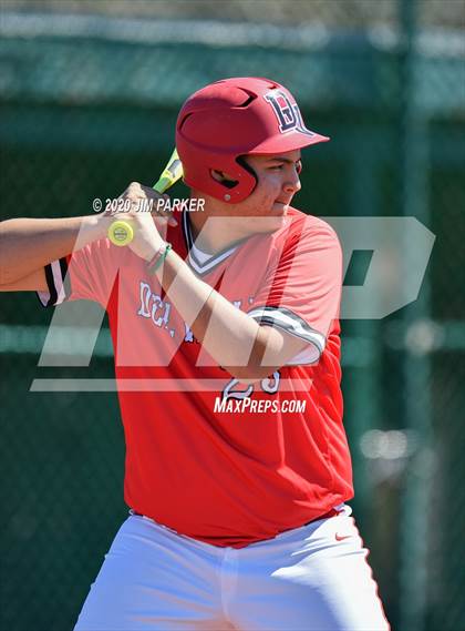 Thumbnail 2 in Del Valle vs. Hyde Park (AISD Tournament) photogallery.