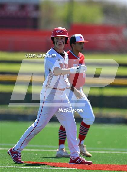 Thumbnail 1 in Del Valle vs. Hyde Park (AISD Tournament) photogallery.