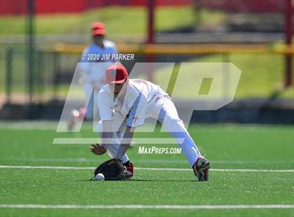 Thumbnail 3 in Del Valle vs. Hyde Park (AISD Tournament) photogallery.