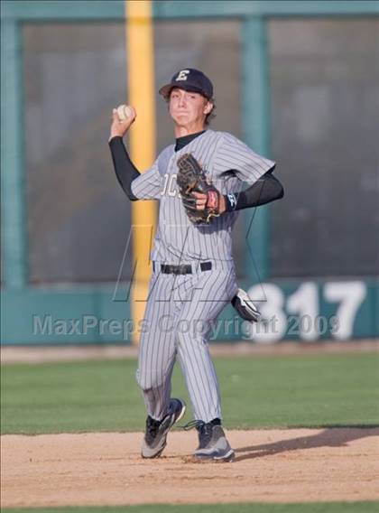 Thumbnail 2 in Enochs vs. Lincoln (CIF SJS Playoffs) photogallery.