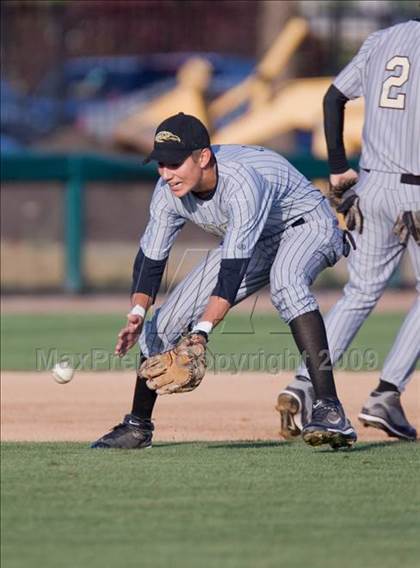 Thumbnail 1 in Enochs vs. Lincoln (CIF SJS Playoffs) photogallery.