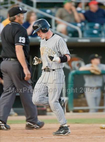 Thumbnail 3 in Enochs vs. Lincoln (CIF SJS Playoffs) photogallery.