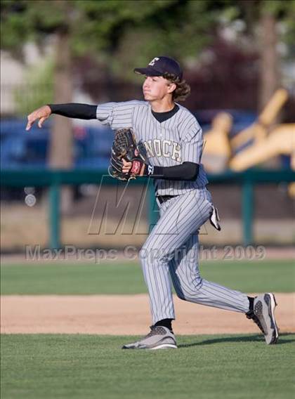 Thumbnail 3 in Enochs vs. Lincoln (CIF SJS Playoffs) photogallery.