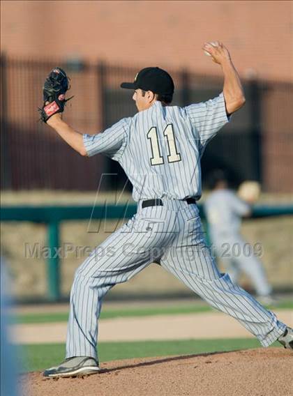 Thumbnail 1 in Enochs vs. Lincoln (CIF SJS Playoffs) photogallery.