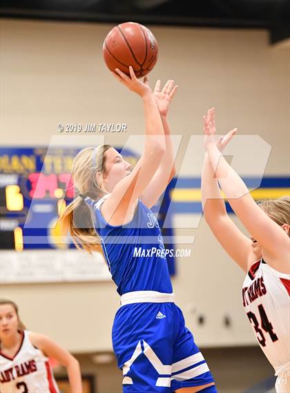 Thumbnail 1 in Mineral Wells vs Joaquin (Lipan HD Howard Classic) photogallery.