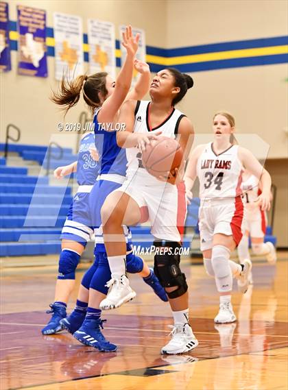 Thumbnail 1 in Mineral Wells vs Joaquin (Lipan HD Howard Classic) photogallery.