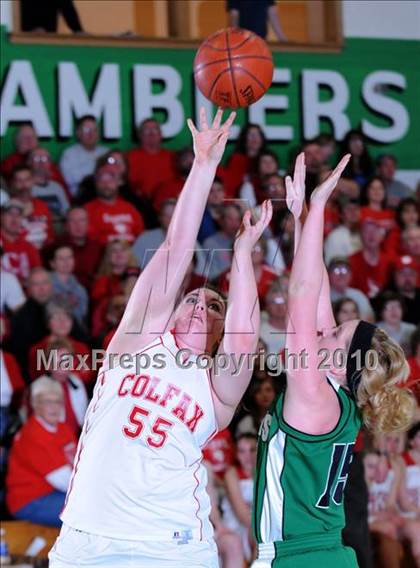 Thumbnail 1 in Colfax vs. Regis (D3 Regional Semifinal)  photogallery.