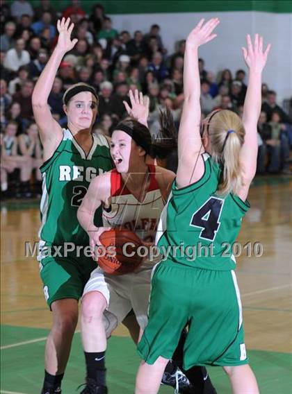 Thumbnail 2 in Colfax vs. Regis (D3 Regional Semifinal)  photogallery.