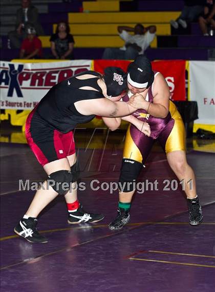 Thumbnail 3 in CIF State Girls Wrestling Championships (Finals) photogallery.