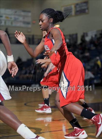 Thumbnail 3 in Bob Jones @ Huntsville photogallery.