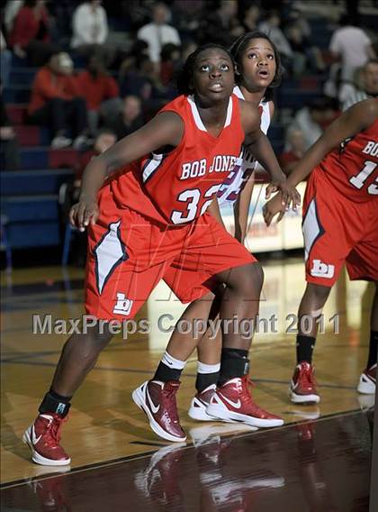 Thumbnail 2 in Bob Jones @ Huntsville photogallery.