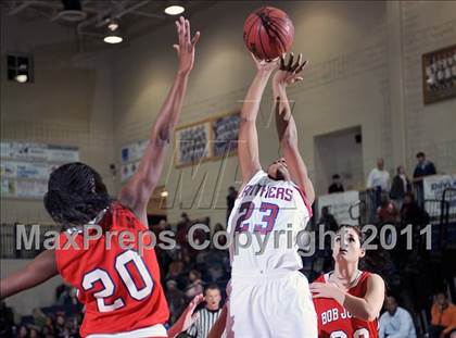Thumbnail 3 in Bob Jones @ Huntsville photogallery.