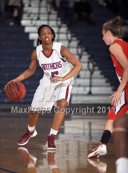 Thumbnail 2 in Bob Jones @ Huntsville photogallery.
