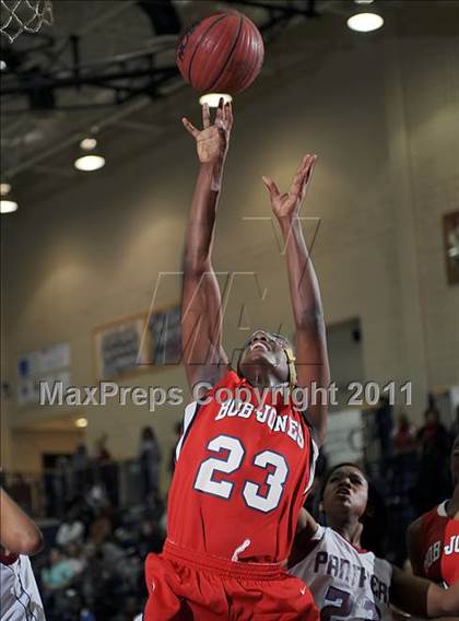 Thumbnail 1 in Bob Jones @ Huntsville photogallery.