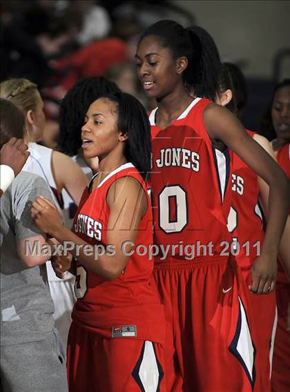 Thumbnail 2 in Bob Jones @ Huntsville photogallery.