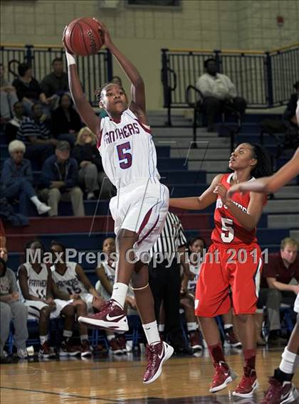 Thumbnail 2 in Bob Jones @ Huntsville photogallery.