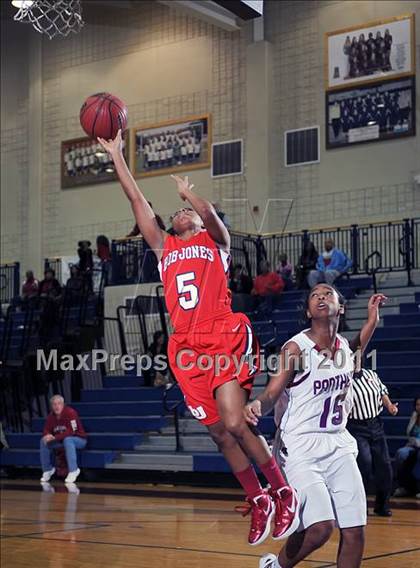 Thumbnail 2 in Bob Jones @ Huntsville photogallery.