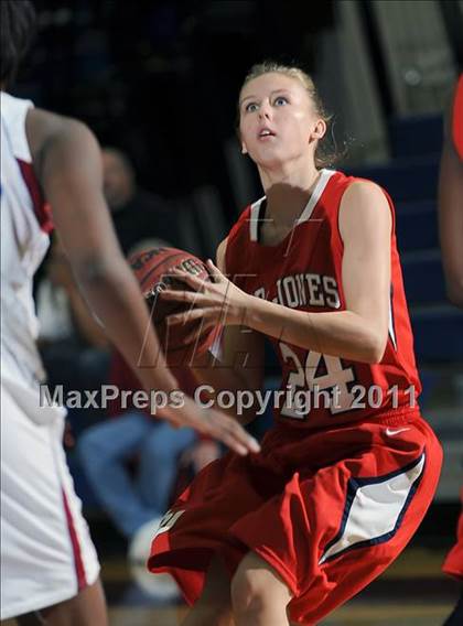 Thumbnail 1 in Bob Jones @ Huntsville photogallery.